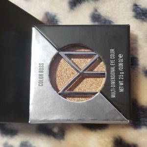 New in Box IL Makiage Eyeshadow